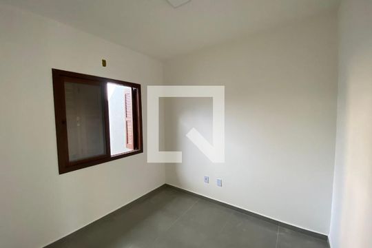 Studio de casa para alugar com 3 quartos, 70m² em Passo dos Ferreiros, Gravataí