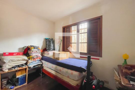Quarto 2 de casa à venda com 2 quartos, 180m² em Cidade São Francisco, São Paulo