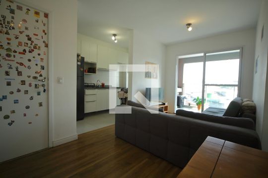 Sala de apartamento para alugar com 2 quartos, 57m² em Jardim Valdibia, São Bernardo do Campo