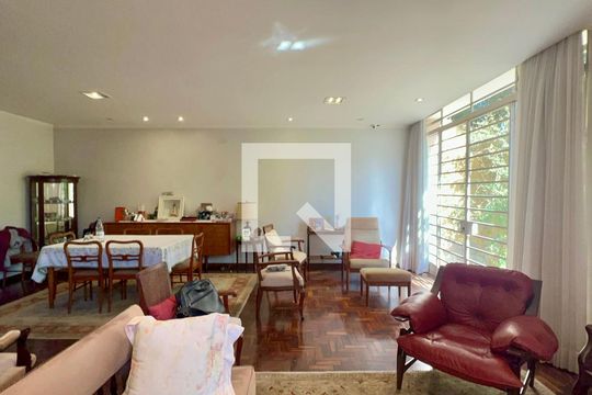Sala de casa à venda com 3 quartos, 211m² em Sumaré, São Paulo