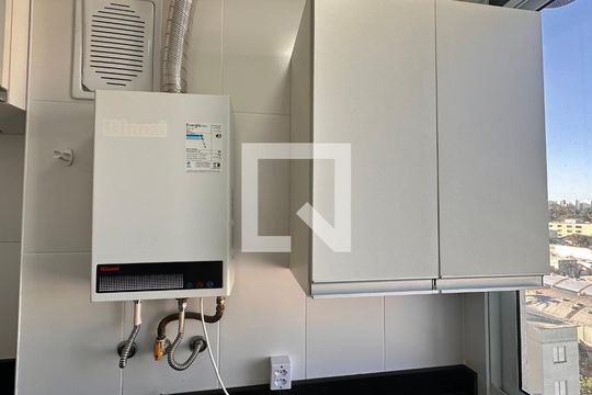Apartamento à venda com 2 quartos, 43m² em Santo Amaro, São Paulo