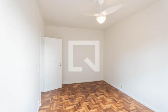 Quarto de apartamento à venda com 1 quarto, 56m² em Tijuca, Rio de Janeiro