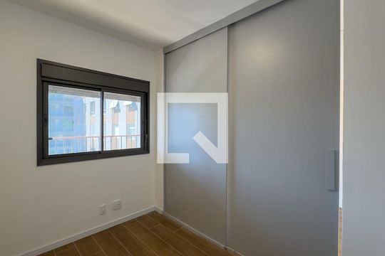 Quarto de apartamento para alugar com 1 quarto, 35m² em Santo Amaro, São Paulo