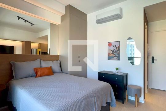 Studio de kitnet/studio para alugar com 1 quarto, 26m² em Pinheiros, São Paulo