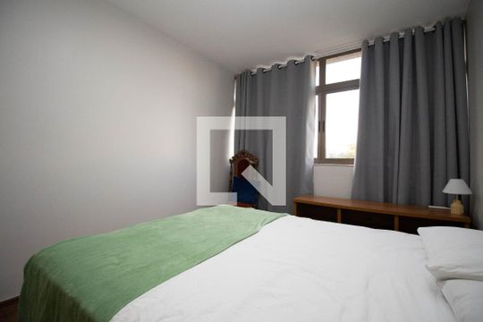 Quarto 1 de apartamento para alugar com 3 quartos, 115m² em Sqs 302, Brasília