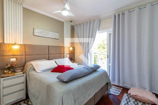 Suíte 1 de casa à venda com 5 quartos, 260m² em Água Fria, São Paulo