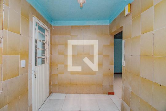Cozinha de casa para alugar com 3 quartos, 80m² em Farrapos, Porto Alegre