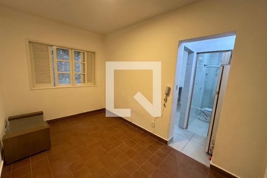 Sala de apartamento para alugar com 1 quarto, 40m² em Parque Prainha, São Vicente