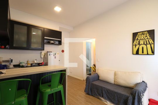 Sala/Cozinha de kitnet/studio para alugar com 1 quarto, 96m² em Pompeia, São Paulo