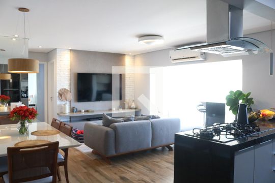 Apartamento à venda com 2 quartos, 83m² em Barra Funda, São Paulo