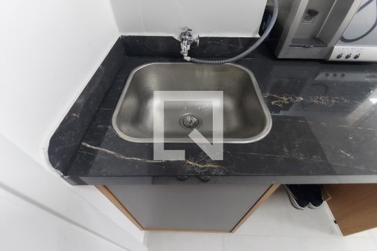 Sala - Cozinha de apartamento para alugar com 2 quartos, 34m² em Fazenda Aricanduva, São Paulo