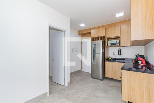Sala/Cozinha de apartamento para alugar com 2 quartos, 47m² em Santo Amaro, São Paulo