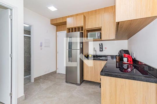 Sala/Cozinha de apartamento para alugar com 2 quartos, 47m² em Santo Amaro, São Paulo