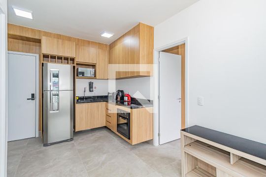 Sala/Cozinha de apartamento para alugar com 2 quartos, 47m² em Santo Amaro, São Paulo