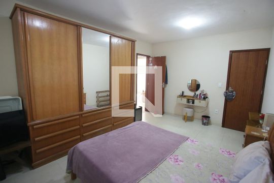 Quarto de casa à venda com 1 quarto, 75m² em Taquara, Rio de Janeiro