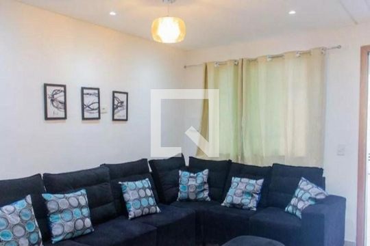 Casa à venda com 3 quartos, 154m² em Vila Cecilia Maria, Santo André