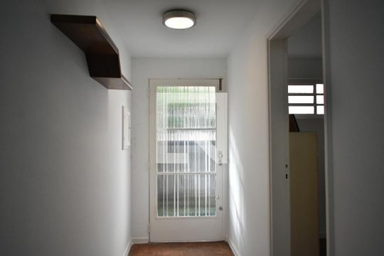 Sala de casa à venda com 4 quartos, 240m² em Chácara Inglesa, São Paulo