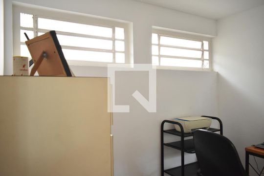 Quarto 2 de casa à venda com 4 quartos, 240m² em Chácara Inglesa, São Paulo