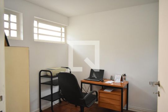 Quarto 2 de casa à venda com 4 quartos, 240m² em Chácara Inglesa, São Paulo