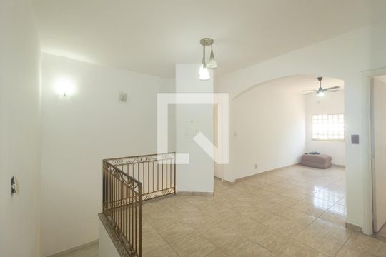 Sala 2 de casa à venda com 3 quartos, 310m² em Campo Grande, Rio de Janeiro