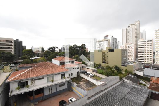 Sacada com Churrasqueira de apartamento à venda com 2 quartos, 67m² em Centro, Curitiba