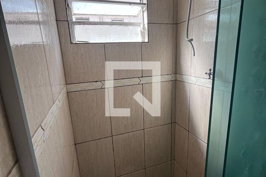 Banheiro de apartamento à venda com 3 quartos, 70m² em Cidade Antônio Estêvão de Carvalho, São Paulo