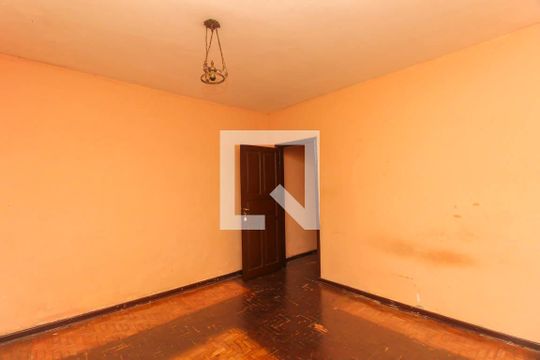 Quarto 1 de casa para alugar com 2 quartos, 70m² em Vila Formosa, São Paulo