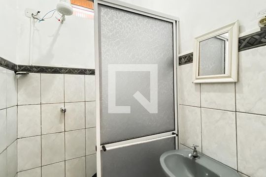 Banheiro de casa à venda com 1 quarto, 70m² em Jardim Jaú (zona Leste), São Paulo