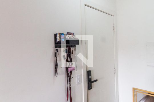 Entrada de apartamento à venda com 3 quartos, 71m² em Nucleo Residencial Celia Mota, Barueri