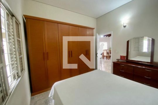 Casa à venda com 3 quartos, 174m² em Jardim dos Manacas, Valinhos