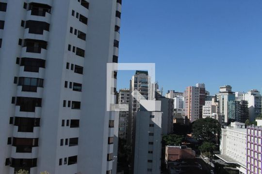 Apartamento para alugar com 3 quartos, 196m² em Santa Cecilia, São Paulo