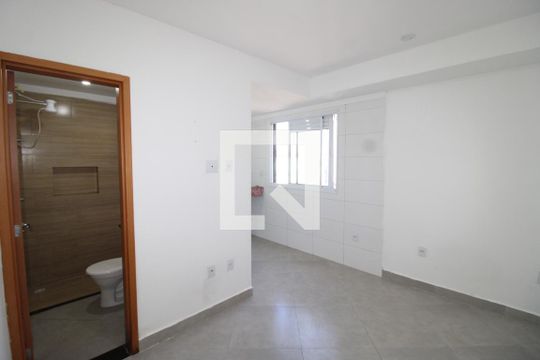 Sala / Cozinha de apartamento para alugar com 2 quartos, 32m² em Vila Brasil, São Paulo
