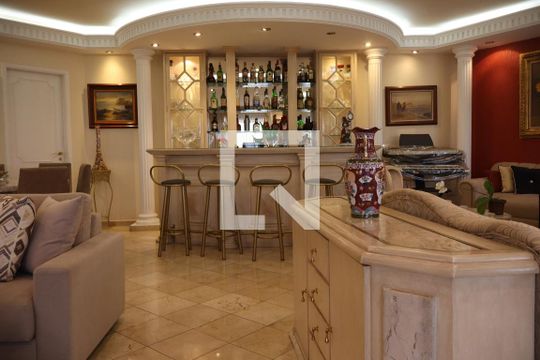 Sala  de apartamento à venda com 4 quartos, 250m² em Camargos, Guarulhos