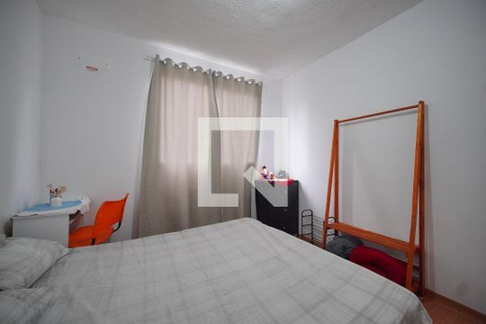 Quarto 2 de apartamento para alugar com 2 quartos, 48m² em Caminho Novo, Palhoça