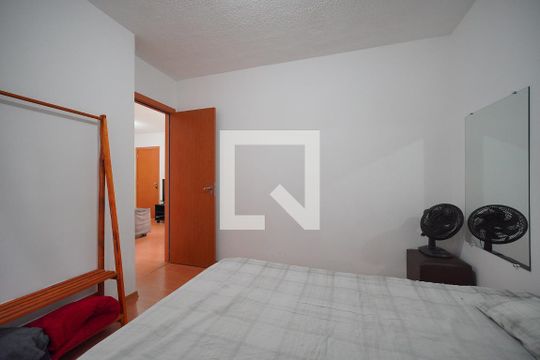 Quarto 2 de apartamento para alugar com 2 quartos, 48m² em Caminho Novo, Palhoça
