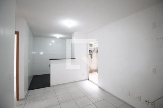 Sala de apartamento para alugar com 2 quartos, 55m² em Chácara das Pedras, Porto Alegre