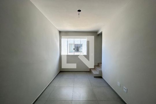 Casa de Condomínio à venda com 2 quartos, 73m² em Parque Xangri-lá, Contagem