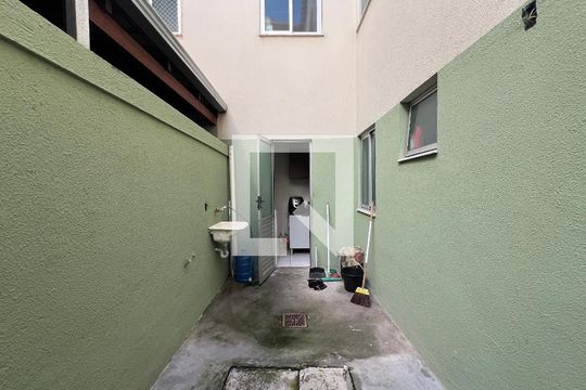 Apartamento à venda com 2 quartos, 54m² em Cândida Ferreira, Contagem