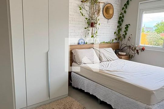 Quarto 1 de apartamento à venda com 2 quartos, 58m² em Ipanema, Porto Alegre