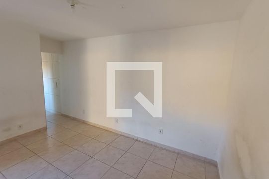 Studio de kitnet/studio para alugar com 1 quarto, 30m² em Extensão Serramar, Rio das Ostras