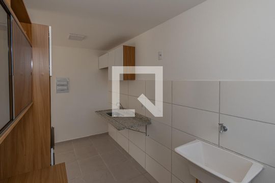 Cozinha e Área de Serviço de apartamento para alugar com 2 quartos, 55m² em Parque Orestes Ongaro, Sumaré