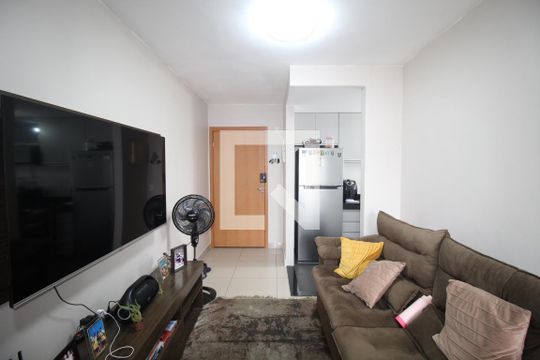 Sala de apartamento para alugar com 2 quartos, 44m² em Morro Santana, Porto Alegre
