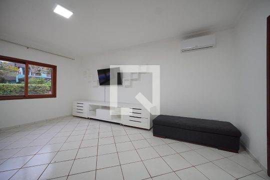 Suíte de casa de condomínio para alugar com 3 quartos, 200m² em Cachoeira do Bom Jesus, Florianópolis