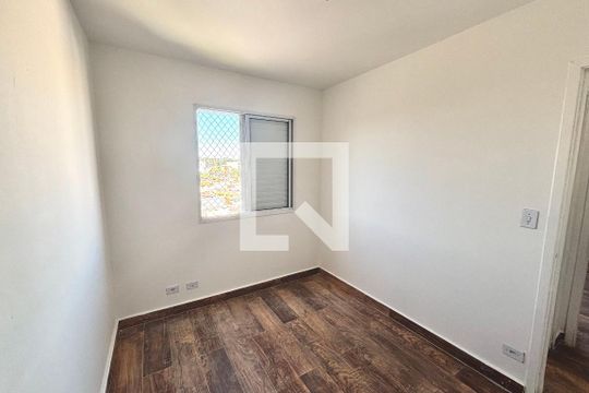 Quarto 1 de apartamento para alugar com 2 quartos, 52m² em Cidade Kemel, Ferraz de Vasconcelos