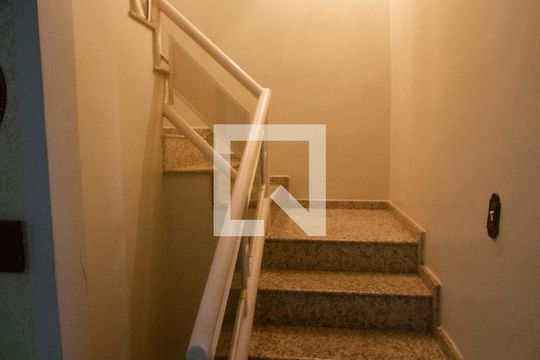 Casa à venda com 5 quartos, 300m² em Conjunto M, Brasília