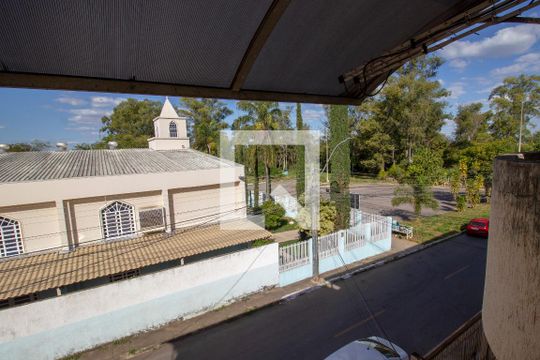 Casa à venda com 5 quartos, 300m² em Conjunto M, Brasília