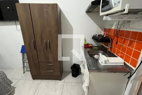 Studio de kitnet/studio para alugar com 1 quarto, 30m² em Centro, Campinas