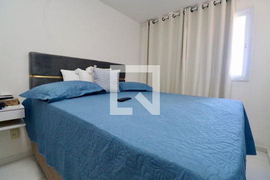 Quarto 2 de apartamento para alugar com 2 quartos, 72m² em Piatã, Salvador