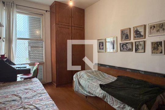 Quarto 1 de apartamento para alugar com 2 quartos, 97m² em Gonzaga, Santos