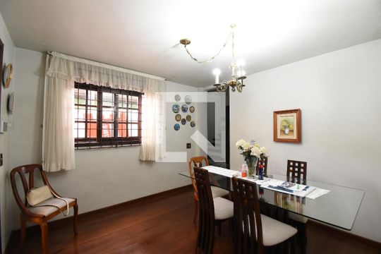Sala 3 de casa à venda com 4 quartos, 440m² em Pilarzinho, Curitiba